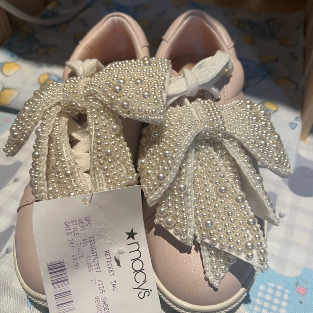 Baby pink size 13